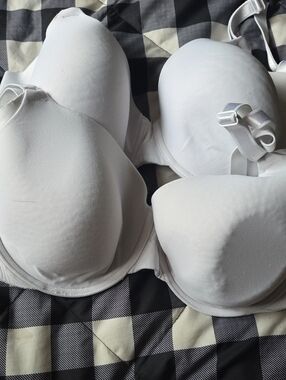 Olga White Underwire Bra - Classic Support